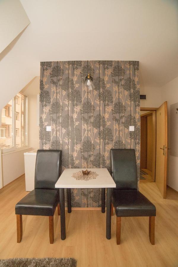 Duga Apartmani Kragujevac Luaran gambar