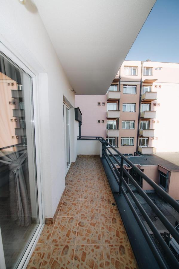 Duga Apartmani Kragujevac Luaran gambar